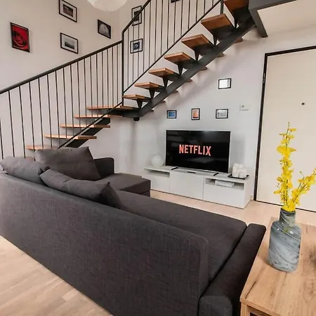 Apartment Cozy Loft - Luxury And Quiet